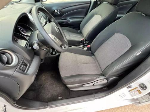 2019 Nissan Versa 1.6 SV