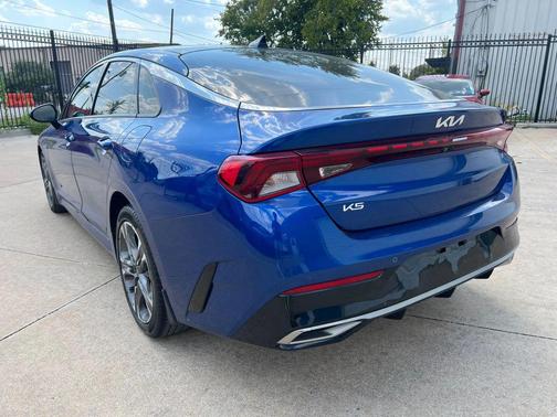 2023 Kia K5 EX