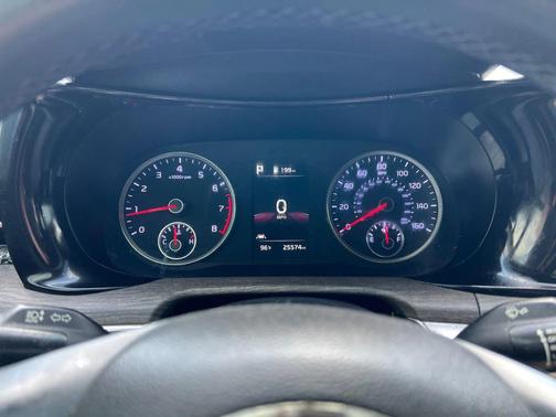 2023 Kia K5 EX