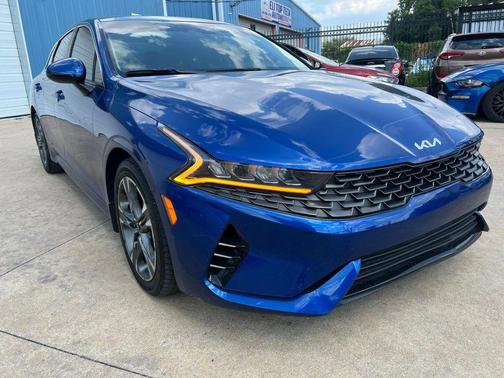 2023 Kia K5 EX