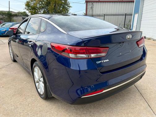 2018 Kia Optima S