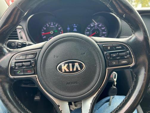 2018 Kia Optima S