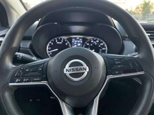 2020 Nissan Versa 1.6 S