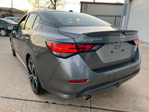 2021 Nissan Sentra SR