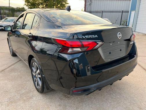 2020 Nissan Versa 1.6 SV