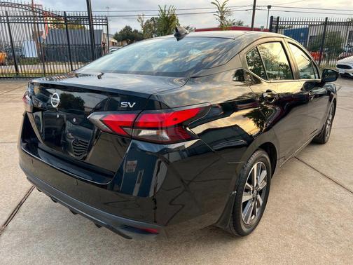 2020 Nissan Versa 1.6 SV