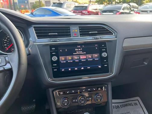 2019 Volkswagen Tiguan 2.0T SE