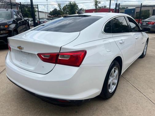 2017 Chevrolet Malibu 1LS