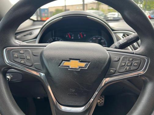 2017 Chevrolet Malibu 1LS