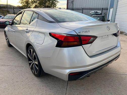 2019 Nissan Altima 2.5 SR