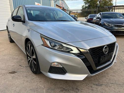 2019 Nissan Altima 2.5 SR
