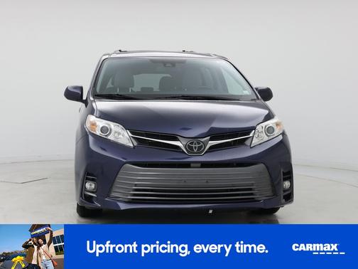 2020 Toyota Sienna XLE