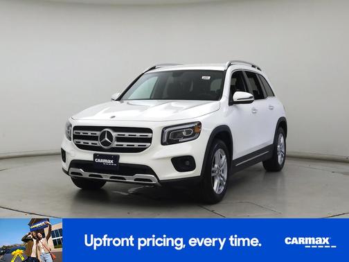 White 2022 Mercedes-Benz GLB 250