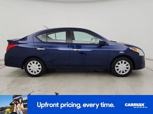2019 Nissan Versa SV