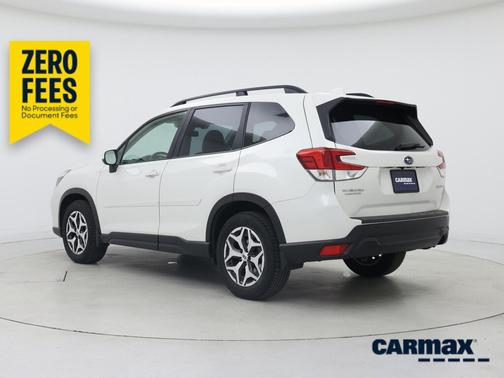 White 2021 Subaru Forester Premium