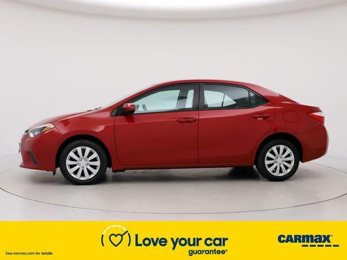 Photo 3 of 25 of 2015 Toyota Corolla LE