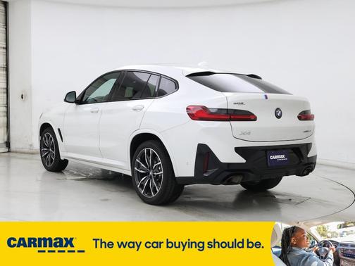 2022 BMW X4 XDrive30i