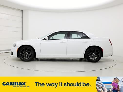 2022 Chrysler 300 S
