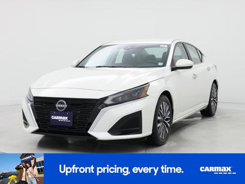 2023 Nissan Altima SV