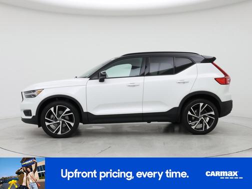2021 Volvo XC40 T5 R-Design