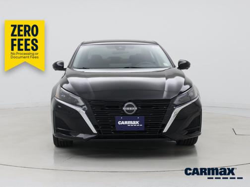 Black 2023 Nissan Altima SL