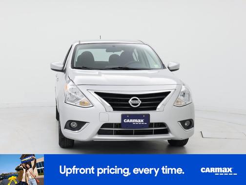2019 Nissan Versa SV