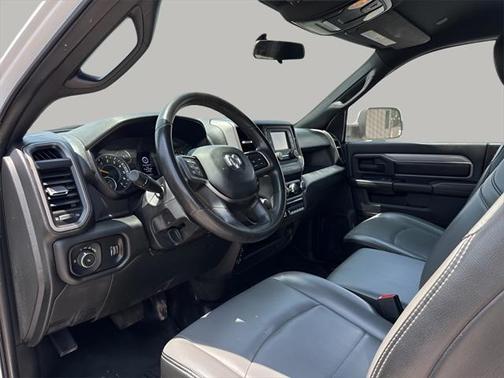 2022 RAM 2500 Tradesman Regular Cab 4x4 8' Box