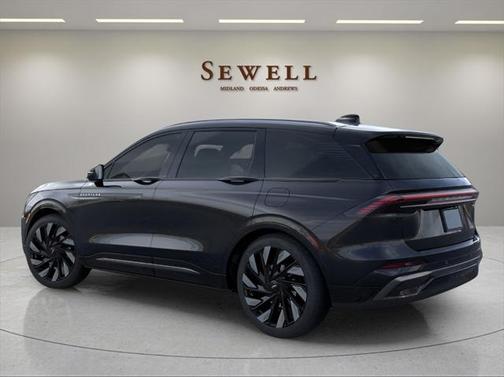 2025 Lincoln Nautilus Reserve