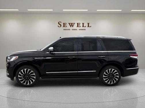 2023 Lincoln Navigator Black Label