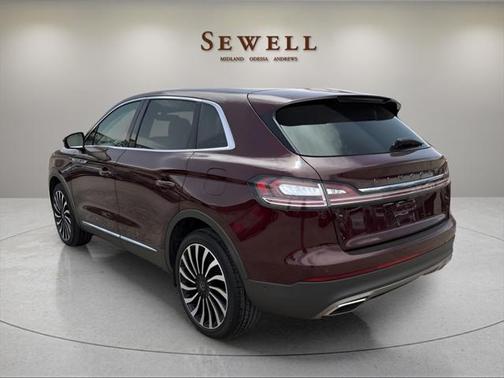 2022 Lincoln Nautilus Black Label