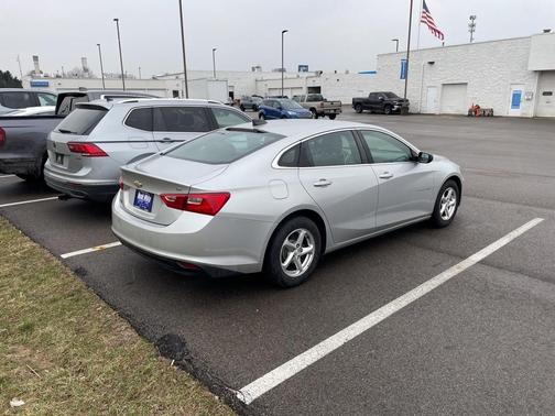 2016 Chevrolet Malibu LS