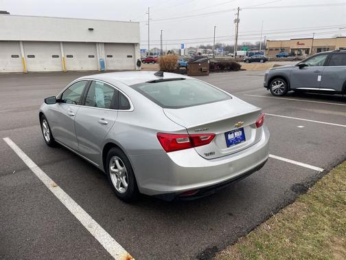 2016 Chevrolet Malibu LS