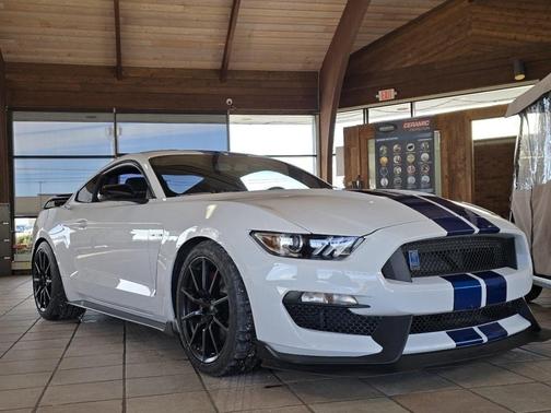 2018 Ford Shelby GT350 Base