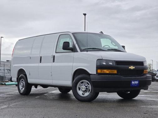 2025 Chevrolet Express 2500 Work Van