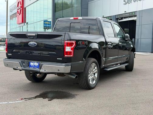 Black 2019 Ford F-150 XLT