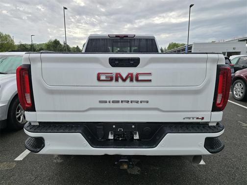 2022 GMC Sierra 2500 AT4