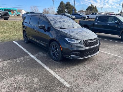 2022 Chrysler Pacifica Limited