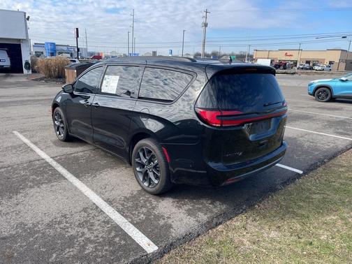 2022 Chrysler Pacifica Limited