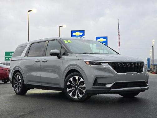 2024 Kia Carnival EX