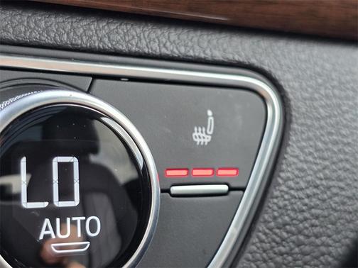 2023 Audi Q5 45 S line quattro Premium