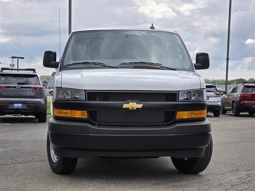 2025 Chevrolet Express 2500 Work Van