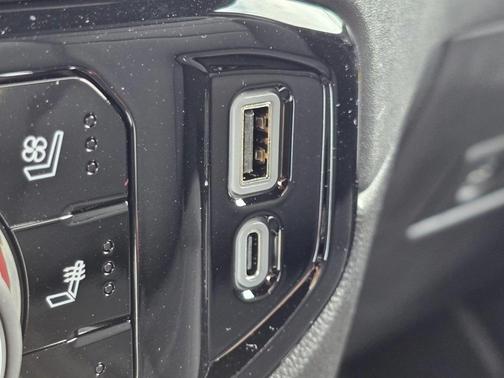 2025 Chevrolet Silverado 3500 LTZ