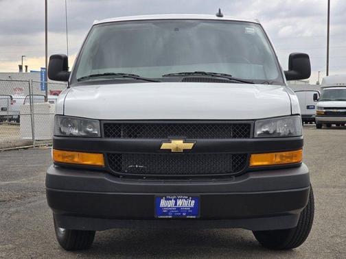 2025 Chevrolet Express 2500 Work Van