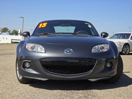 2015 Mazda MX-5 Miata Sport