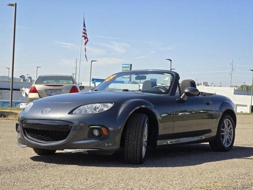 2015 Mazda MX-5 Miata Sport