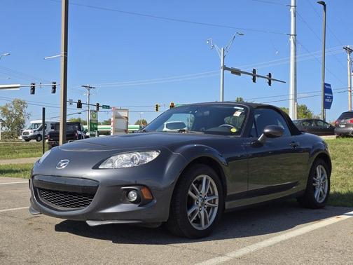 2015 Mazda MX-5 Miata Sport