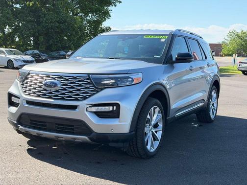 Silver Metallic 2021 Ford Explorer Platinum