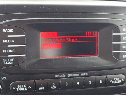 Bright Silver 2014 Kia Soul Base