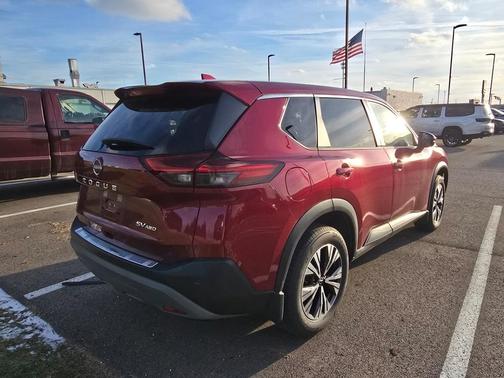 2022 Nissan Rogue SV