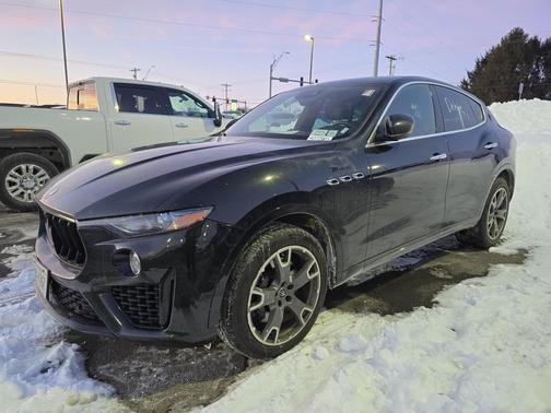 2023 Maserati Levante Modena